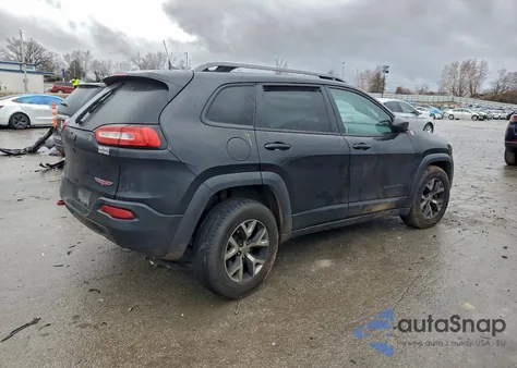 2016 Jeep Cherokee Trailhawk z USA, uszkodzony, nr VIN 1C4PJMBS2GW148076